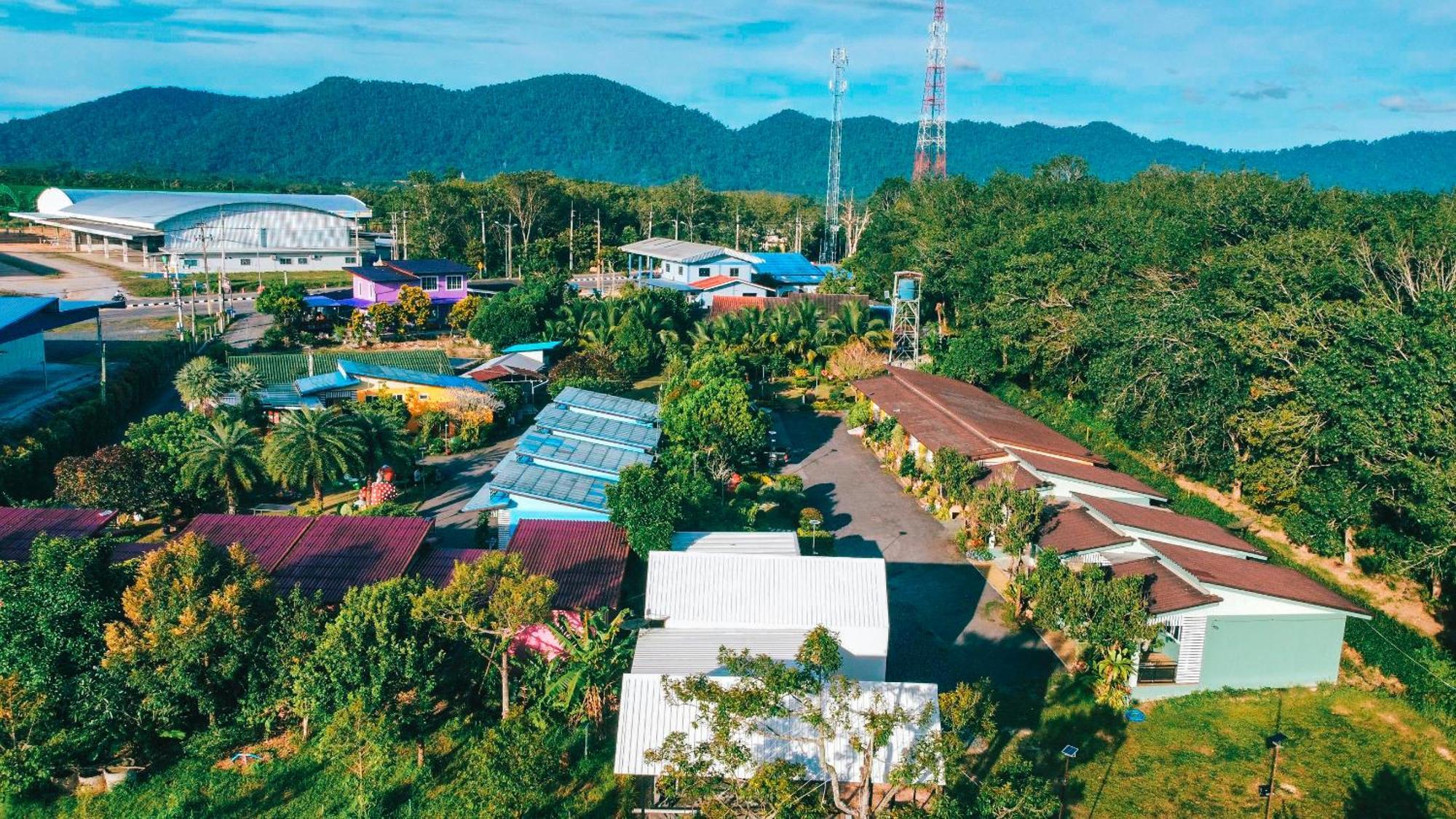 Baan Suan Mee Tang Hotell Chanthaburi Exteriör bild