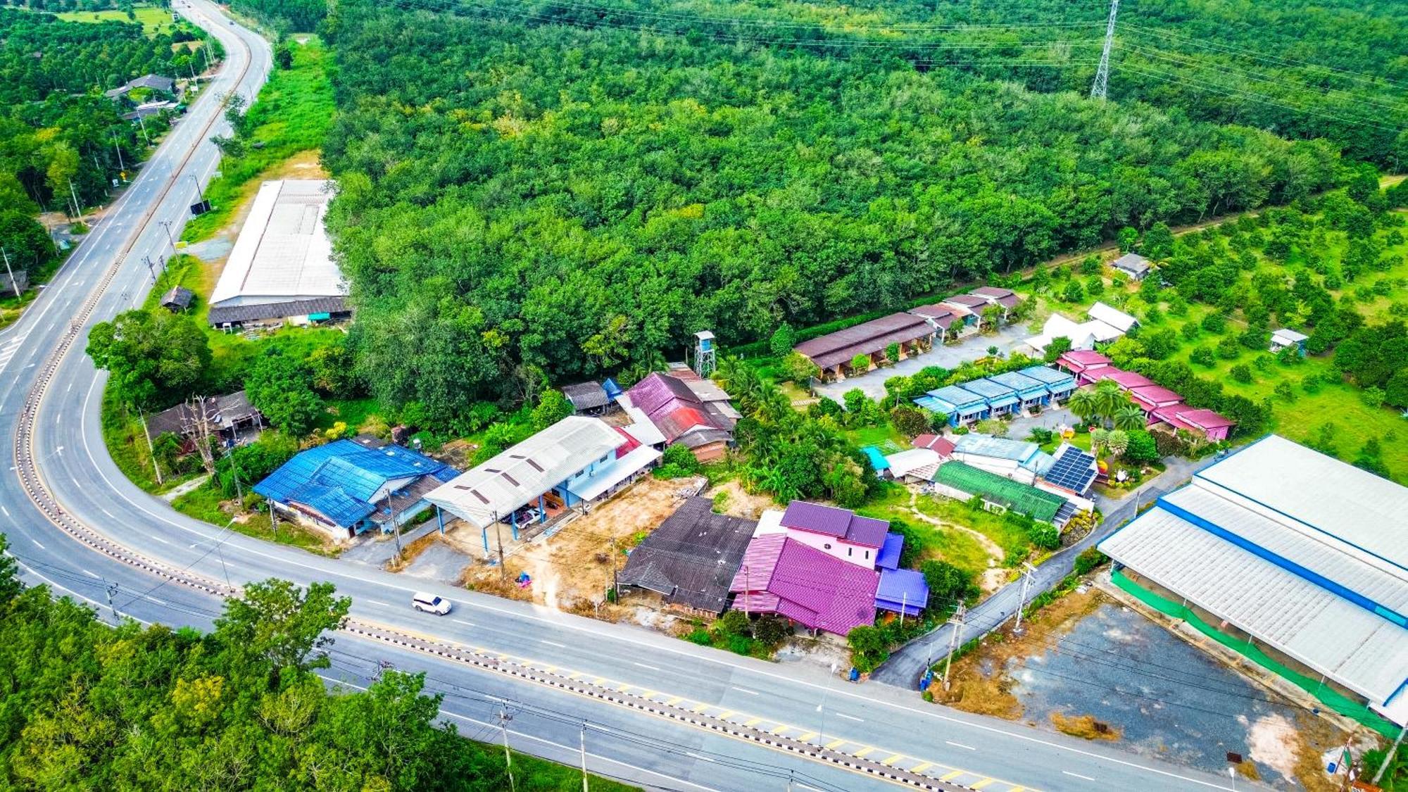 Baan Suan Mee Tang Hotell Chanthaburi Exteriör bild