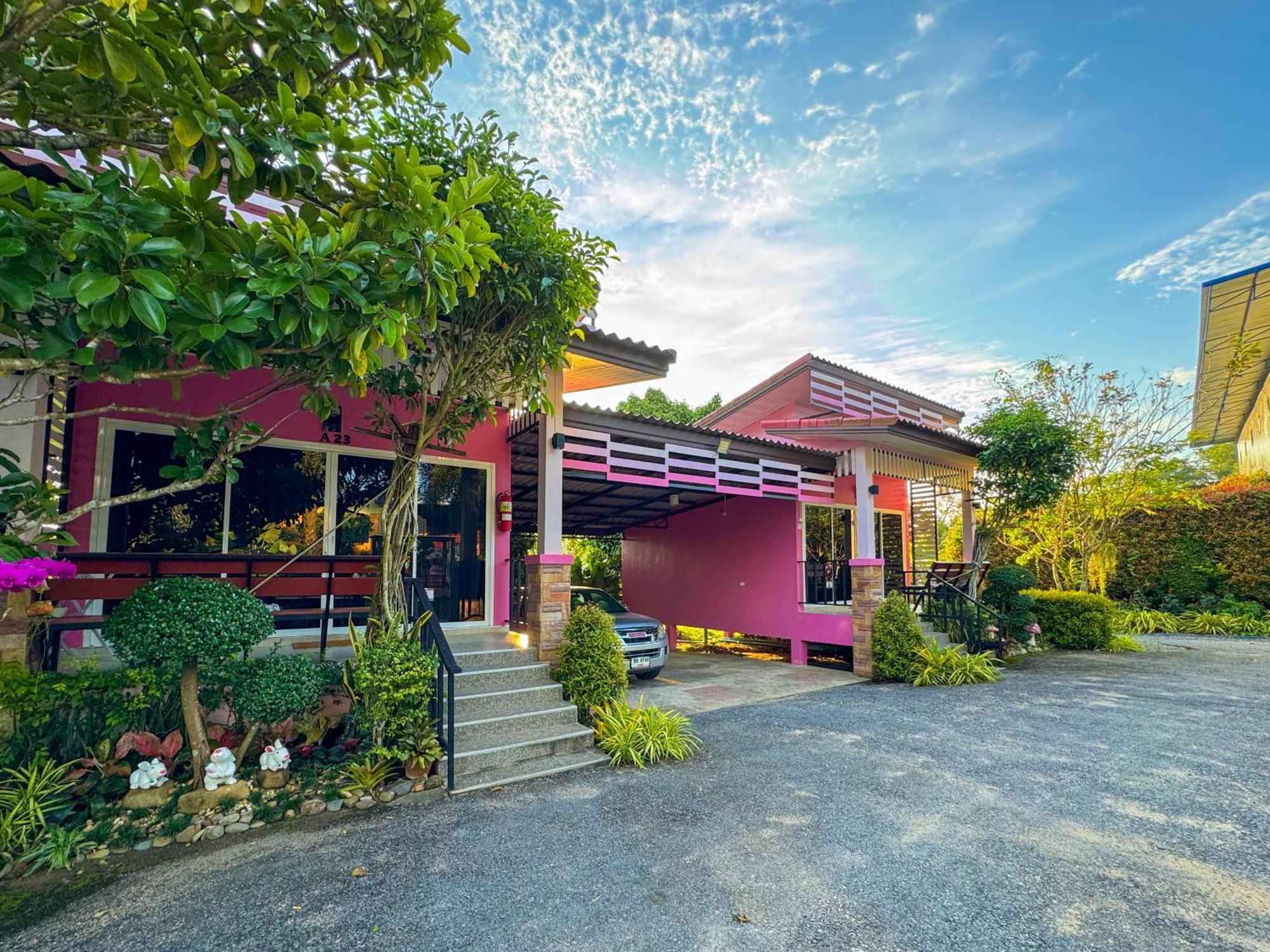 Baan Suan Mee Tang Hotell Chanthaburi Exteriör bild